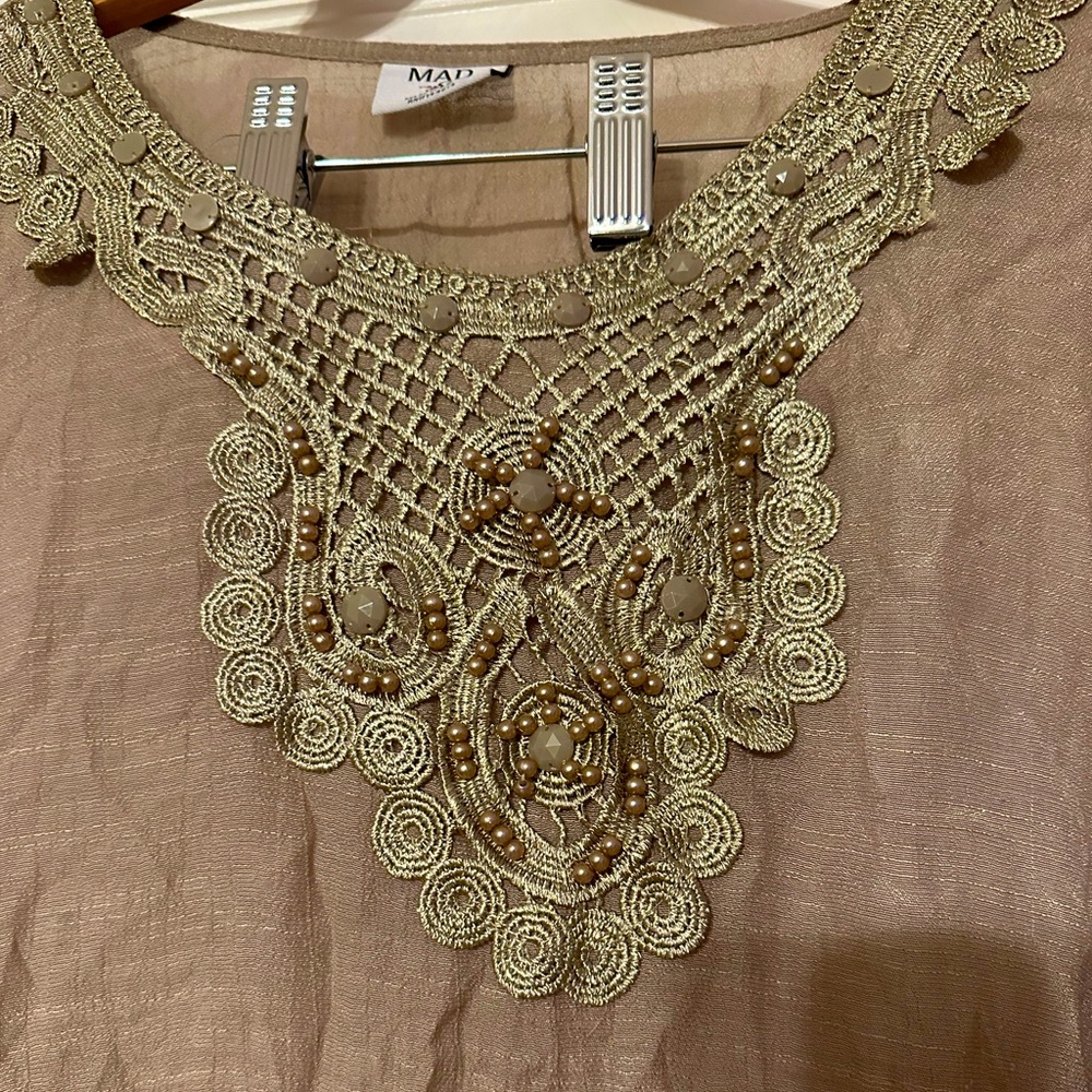 Women’s lace and beaded tunic top sz xl